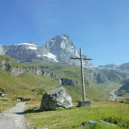 Casa Cervinia Circus Апартаменты *